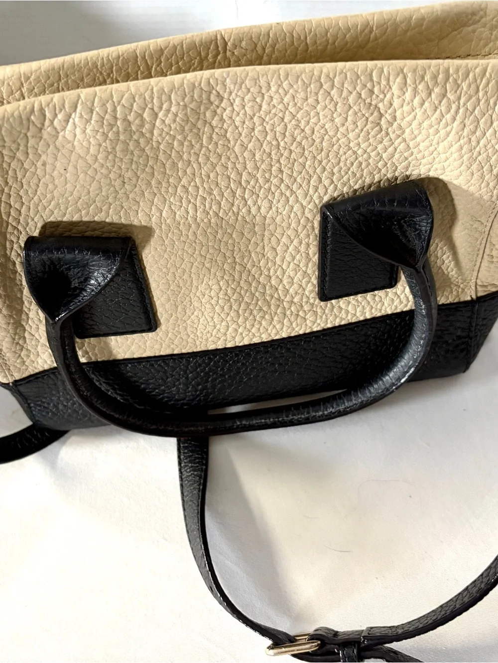 kate spade South port Avenue Alyssa Black and Cream Pebbled Leather Satchel M